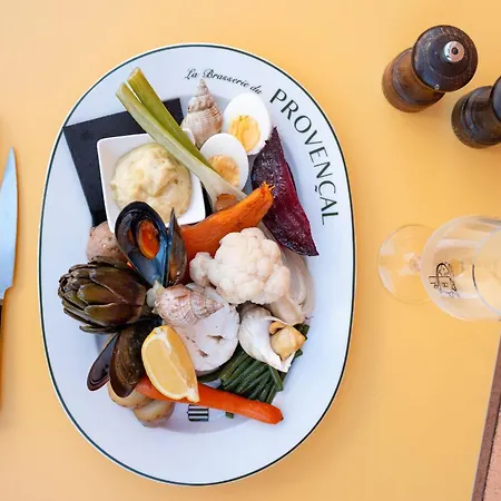 Hotel Hoteliere Le Provencal A Giens - Bord De Hyères