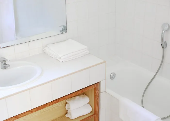 فندق Hoteliere Le Provencal A Giens - Bord De Hyères