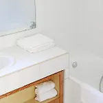 Hotel Hoteliere Le Provencal A Giens - Bord De Hyères