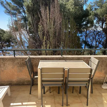 Hoteliere Le Provencal A Giens - Bord De *