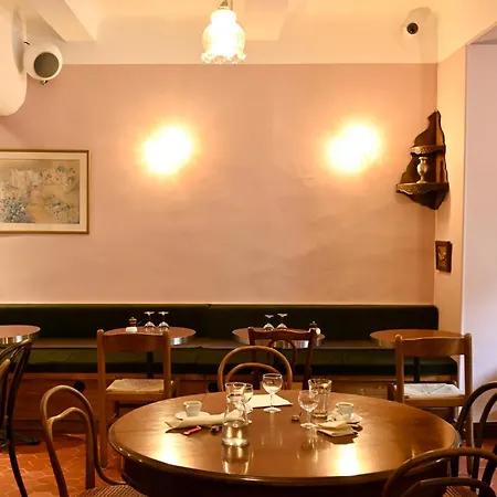 Hoteliere Le Provencal A Giens - Bord De Otel *