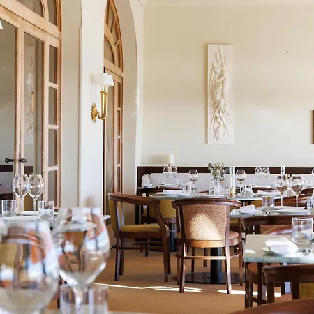 Hoteliere Le Provencal A Giens - Bord De * Hyères