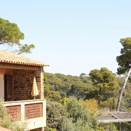 Отель Hoteliere Le Provencal A Giens - Bord De Йер