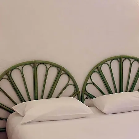 Hoteliere Le Provencal A Giens - Bord De Hotel Hyères